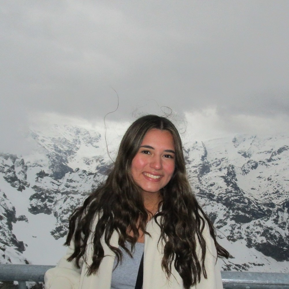 Meet your Posher, Angelina